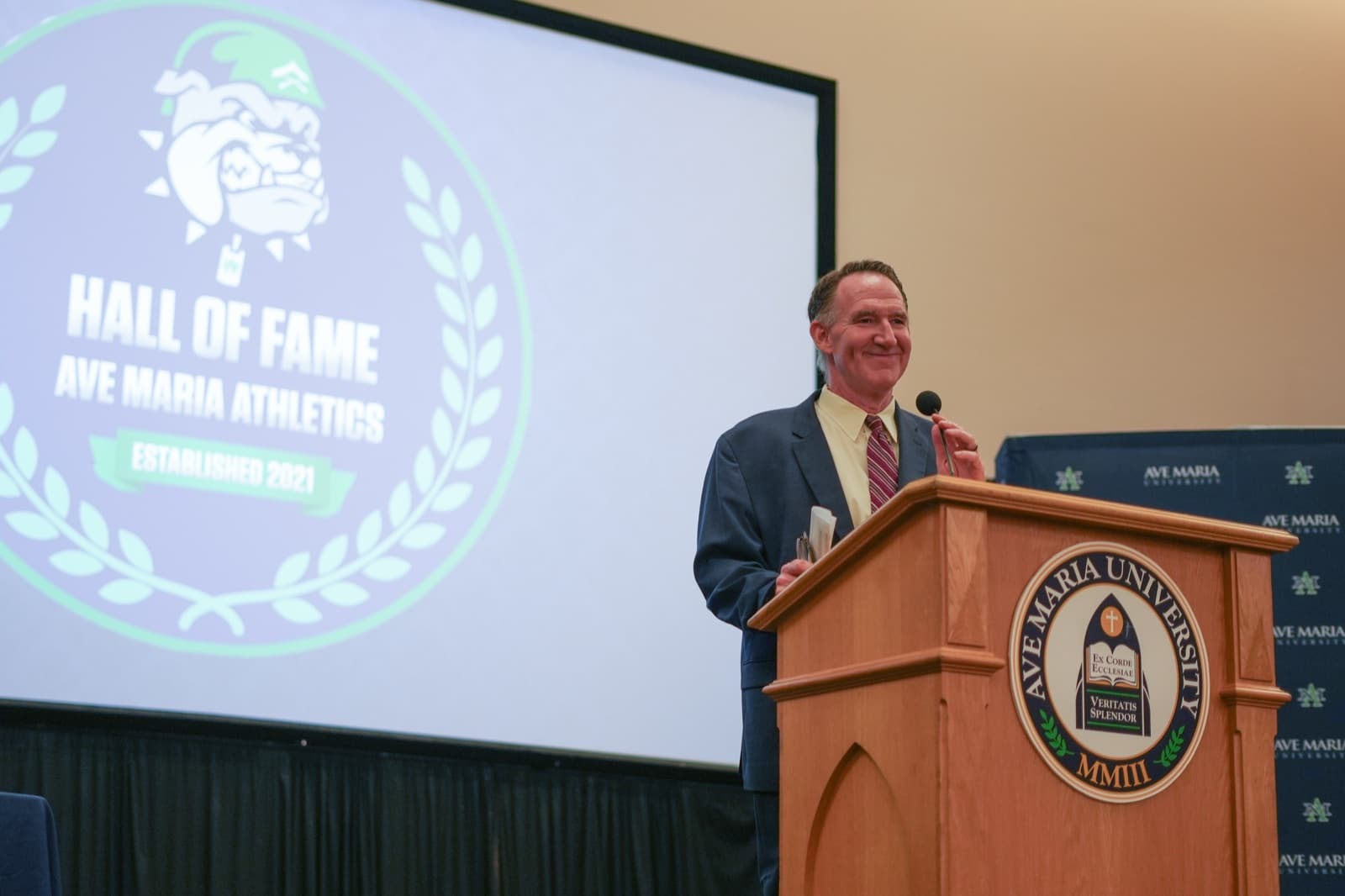 Guests gathered for the Ave Maria University Hall of Fame dinner and awards