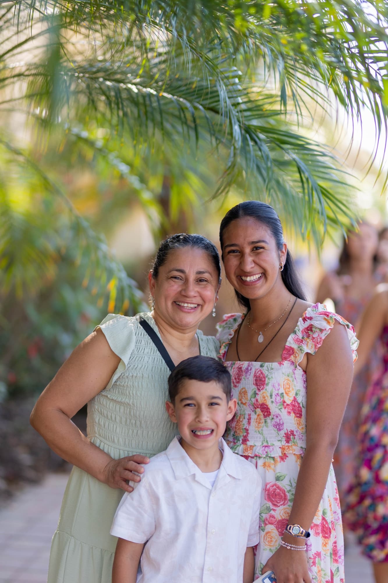 A family together on campus