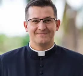 Fr. Leandro Fernandez