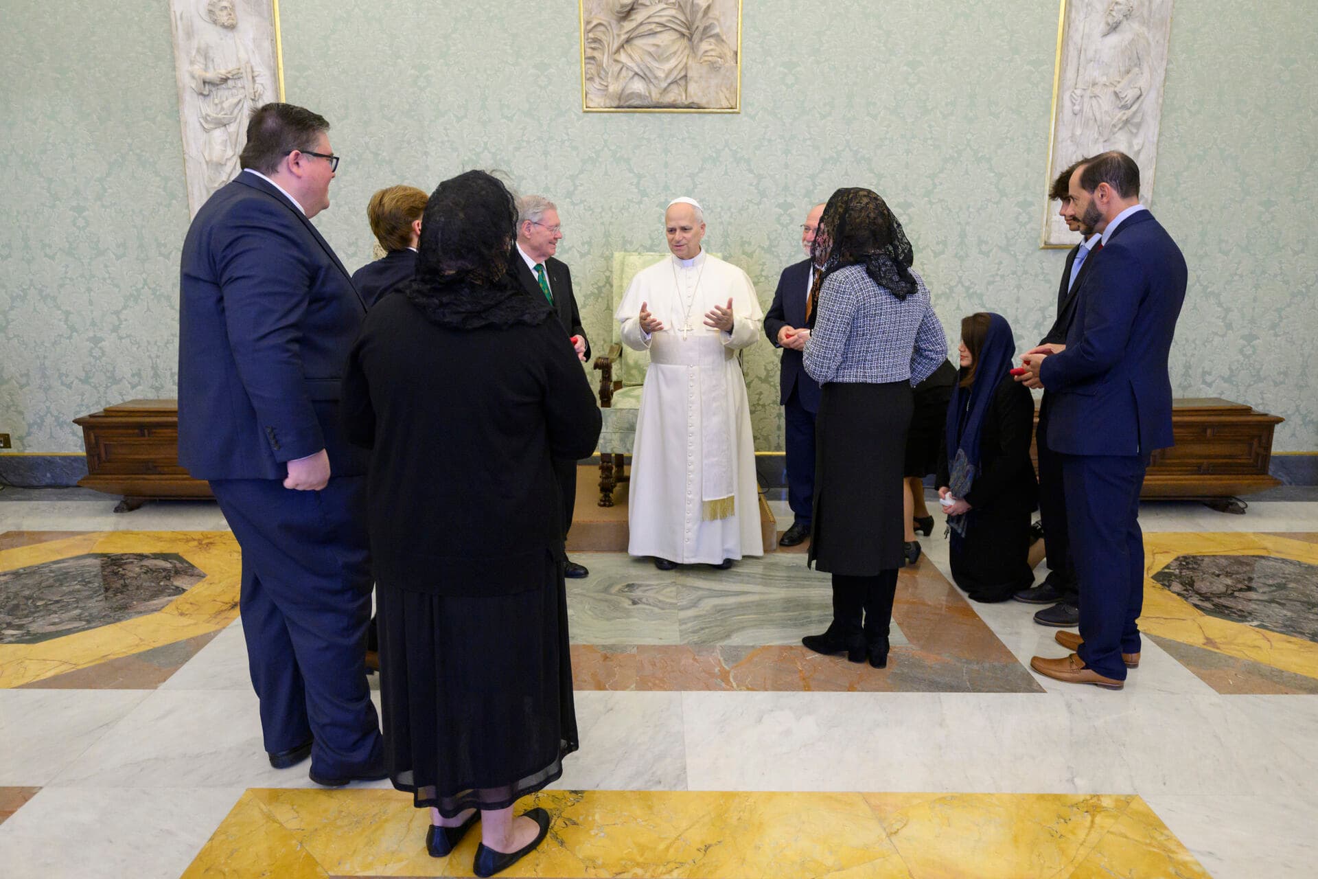 Final moments of the papal audience
